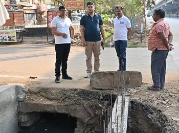 नाले को बनाने के लिए पानी के बहाव का दिशा बदलना आवश्यक..