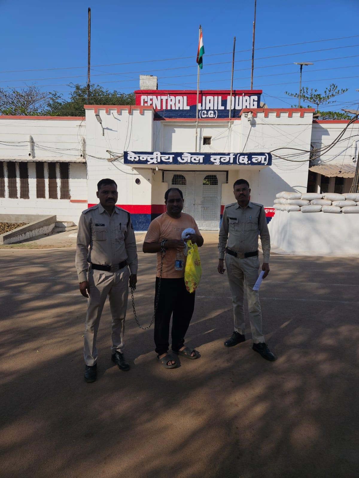 दुर्ग पुलिस को बड़ी सफलता: सरकारी जमीन पर कब्जा और फर्जी रजिस्ट्री मामले में एक और आरोपी गिरफ्तार...