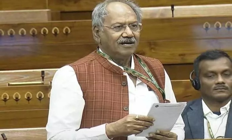 छत्तीसगढ़ में स्टार्टअप्स को बढ़ावा देने के लिए सांसद बृजमोहन गंभीर 1 छत्तीसगढ़ में स्टार्टअप्स को बढ़ावा देने के लिए सांसद बृजमोहन गंभीर
