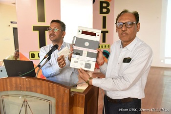 एक गणना टेबल में वार्ड के सभी मतदान केन्द्रों के मतों की होगी गणना.... 1 एक गणना टेबल में वार्ड के सभी मतदान केन्द्रों के मतों की होगी गणना....