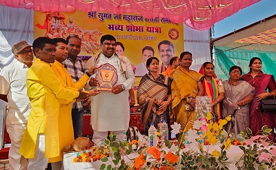 सारथी समाज के सम्मलेन में पहुँचे विधायक गजेन्द्र यादव.... 1 सारथी समाज के सम्मलेन में पहुँचे विधायक गजेन्द्र यादव....