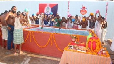 आध्यात्मिक शुद्धि की अनूठी पहल-केंद्रीय जेल दुर्ग में निरुद्ध बंदियों के लिए गंगा जल स्रान का आयोजन....