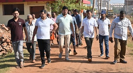 सस्ते, दलालों के चक्कर में आकर नागरिक अवैध प्लांट खरीद कर परेशान हो रहे हैं....