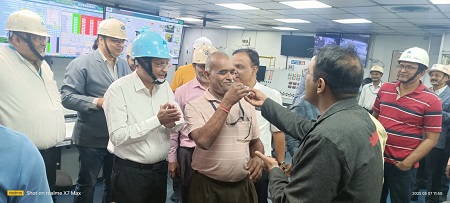 भिलाई इस्पात संयंत्र के ब्लास्ट फर्नेस-7और ब्लास्ट फर्नेस शॉप ने हॉट मेटल उत्पादन का नया कीर्तिमान स्थापित किया....