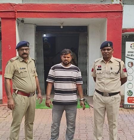 थाना भिलाई भट्टी पुलिस एवं CISF इकाई बीएससी भिलाई की चोर के विरुद्ध संयुक्त कार्यवाही...