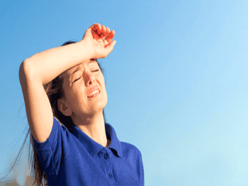 तेज़ गर्मी और धूप में रहने से हो गया है सिर दर्द? तुरंत करें ये काम...