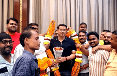 भिलाई ट्रक ट्रेलर ट्रांसपोर्टर्स एसोसिएशन की वार्षिक बैठक सम्पन्न, संगठन की उपलब्धियों की हुई सराहना... 1 भिलाई ट्रक ट्रेलर ट्रांसपोर्टर्स एसोसिएशन की वार्षिक बैठक सम्पन्न, संगठन की उपलब्धियों की हुई सराहना...