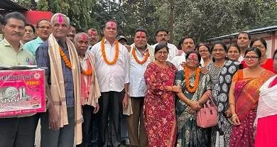 निगम भिलाई के 5 कर्मचारियों को दी गई ससम्मान बिदाई.... 6 निगम भिलाई के 5 कर्मचारियों को दी गई ससम्मान बिदाई....