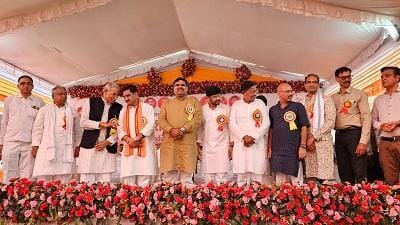 दुर्ग में कर्मा जयंती: केन्द्रीय मंत्री तोखन साहू और विधायक गजेन्द्र यादव हुए शामिल...