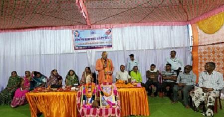 कोसरिया महार समाज परिक्षेत्र चिंगरी द्वारा भीमराव अम्बेडकर जी की 134 वीं जन्म जयंती धूम धाम से मनाया गया... 1 कोसरिया महार समाज परिक्षेत्र चिंगरी द्वारा भीमराव अम्बेडकर जी की 134 वीं जन्म जयंती धूम धाम से मनाया गया...