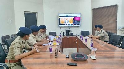 दुर्ग रेंज में नवीन आपराधिक कानूनों पर तीन दिवसीय ऑनलाइन प्रशिक्षण सम्पन्न... 1 दुर्ग रेंज में नवीन आपराधिक कानूनों पर तीन दिवसीय ऑनलाइन प्रशिक्षण सम्पन्न...