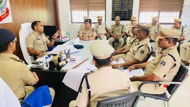 जितेन्द्र शुक्ला, (भापुसे) पुलिस अधीक्षक दुर्ग द्वारा यातायात मुख्यालय, नेहरू नगर का वार्षिक निरीक्षण किया गया...