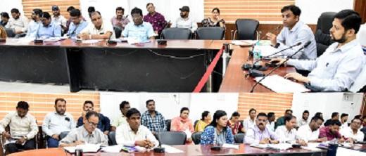 कलेक्टर अभिजीत सिंह की अध्यक्षता में स्वच्छ भारत मिशन (ग्रामीण) की बैठक सम्पन्न... 1 कलेक्टर अभिजीत सिंह की अध्यक्षता में स्वच्छ भारत मिशन (ग्रामीण) की बैठक सम्पन्न...