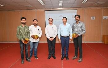 भिलाई इस्पात संयंत्र में ठेका कार्मिकों हेतु आयोजित अंतर्विभागीय मिल जोन सुरक्षा प्रतियोगिता का पुरस्कार वितरण समारोह सम्पन्न...