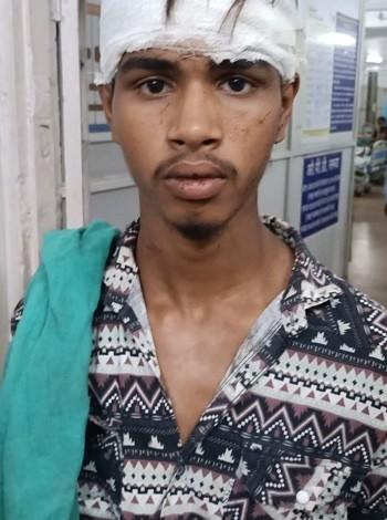 उतई पुलिस की ताबड़तोड़ कार्रवाई: लूट के 7 आरोपी 24 घंटे के भीतर गिरफ्तार... 1 उतई पुलिस की ताबड़तोड़ कार्रवाई: लूट के 7 आरोपी 24 घंटे के भीतर गिरफ्तार...