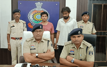 नशे के सौदागर हेरोइन(चिट्टा) के साथ 02 आरोपी गिरफ्तार, 02 मोबाईल, 01 कार टोयटा कुल कीमती 8,00,000 रूपये जप्त... 1 नशे के सौदागर हेरोइन(चिट्टा) के साथ 02 आरोपी गिरफ्तार, 02 मोबाईल, 01 कार टोयटा कुल कीमती 8,00,000 रूपये जप्त...