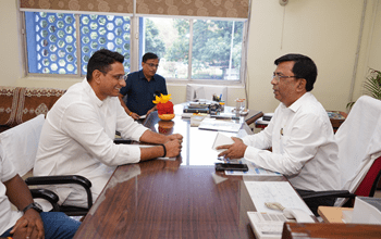 विधायक देवेंद्र ने बीएसपी टाउनशिप सीजीएम संग की बैठक, जनता की समस्याओं पर जताई चिंता...