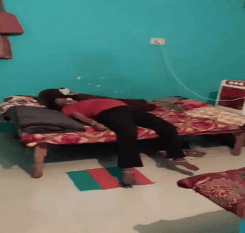 CG BREAKING: बंद कमरे में मिली नर्स की संदिग्ध लाश, बेड पर पड़ा था शव...