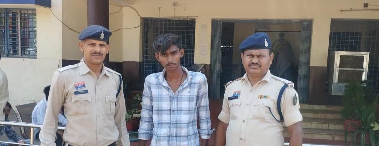 गांजा तस्कर के विरूद्ध कार्यवाही, आरोपी एनडीपीएस एक्ट के तहत गिरफ्तार, भेजा गया जेल... 1 गांजा तस्कर के विरूद्ध कार्यवाही, आरोपी एनडीपीएस एक्ट के तहत गिरफ्तार, भेजा गया जेल...