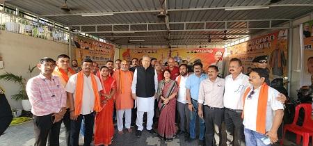 विधान सभा अध्यक्ष डॉ रमन सिंह ने पूर्णिमा चंद्राकर को निवास पहुंचकर श्रद्धांजलि अर्पित किया... 1 विधान सभा अध्यक्ष डॉ रमन सिंह ने पूर्णिमा चंद्राकर को निवास पहुंचकर श्रद्धांजलि अर्पित किया...