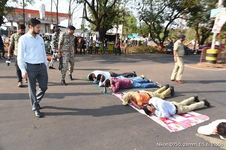 आपात कालीन स्थितियों से निपटने मॉकड्रिल की गई... 3 आपात कालीन स्थितियों से निपटने मॉकड्रिल की गई...