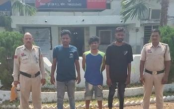 अवैध रूप से नशीली मादक पदार्थ गांजा बिक्री करने वाले तीन आरोपी गिरफ्तार...