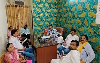 वित्त लेखा एवं अंकेक्षण विभाग प्रभारी नरेंद्र बंजारे ने ली समिति सदस्यों के साथ बैठक, दिए ये निर्देश...