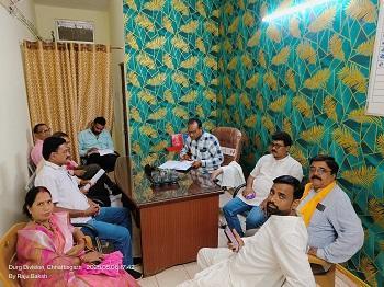 वित्त लेखा एवं अंकेक्षण विभाग प्रभारी नरेंद्र बंजारे ने ली समिति सदस्यों के साथ बैठक, दिए ये निर्देश... 1 वित्त लेखा एवं अंकेक्षण विभाग प्रभारी नरेंद्र बंजारे ने ली समिति सदस्यों के साथ बैठक, दिए ये निर्देश...
