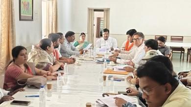 निगम क्षेत्र में विकास कार्य को लेकर विधायक गजेन्द्र यादव ने ली समीक्षा बैठक...