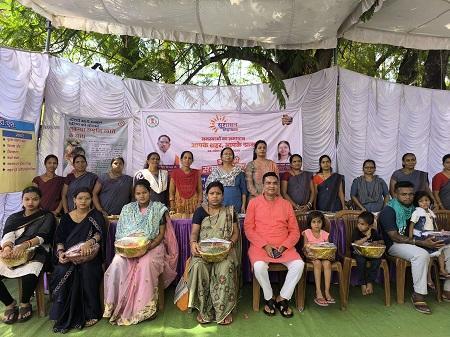 सुशासन त्यौहार में गर्भवती महिलाओं का गोद भराई एवं कुपोषित बच्चों को सुपोषित आहार विधायक द्वारा वितरित किया गया... 1 सुशासन त्यौहार में गर्भवती महिलाओं का गोद भराई एवं कुपोषित बच्चों को सुपोषित आहार विधायक द्वारा वितरित किया गया...