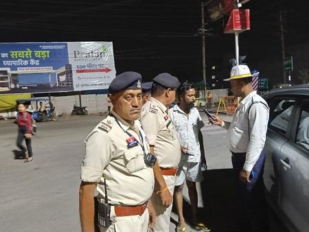 "ऑपरेशन सुरक्षा" अभियान के तहत दो दिवस में कुल-450 लापरवाह वाहन चालकों के विरूद्ध की गई कार्यवाही 1 "ऑपरेशन सुरक्षा" अभियान के तहत दो दिवस में कुल-450 लापरवाह वाहन चालकों के विरूद्ध की गई कार्यवाही