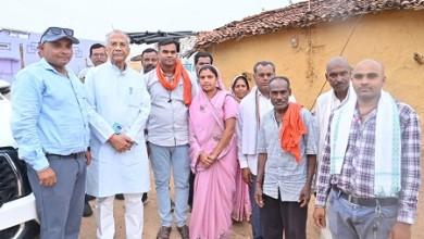 43 डिग्री में भी पूर्व गृहमंत्री ताम्रध्वज साहू का दुर्ग ग्रामीण विधानसभा में जारी है जन सम्पर्क दौरा...