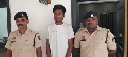नशे के खिलाफ संकल्प अभियान के तहत नशा कारोबारी पर दुर्ग पुलिस की बड़ी कार्यवाही... 1 नशे के खिलाफ संकल्प अभियान के तहत नशा कारोबारी पर दुर्ग पुलिस की बड़ी कार्यवाही...