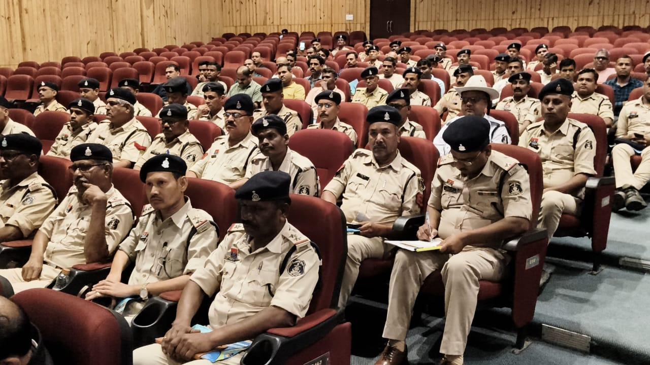 मानसिक स्वास्थ्य एवं नशा मुक्ति पर जिला स्तरीय एक दिवसीय कार्यशाला का आयोजन...