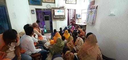 विधायक ललित चंद्राकर ने बूथ कार्यकर्ताओं के साथ सुना मन की बात...