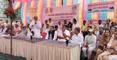 हिंसा से विचार नहीं मरता, इससे व्यवस्था को तर्क मिलता है - रघु ठाकुर...
