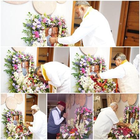 सांसद बृजमोहन से मिले कैलाश विजयवर्गीय प्रहलाद सिंह पटेल, पिता को अर्पित की श्रद्धांजलि...