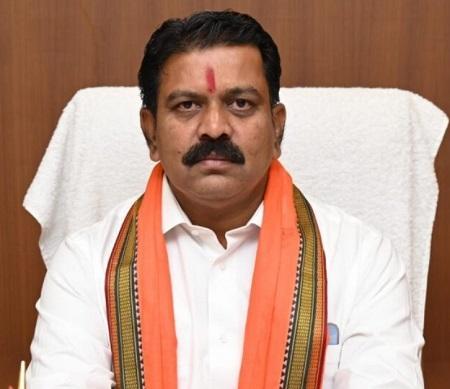 छत्तीसगढ़ पुलिस डायरी में उर्दू फारसी के कठिन शब्दों की जगह होगा उपयोग भारतीय राष्ट्रीय भाषा हिंदी का.. 1 छत्तीसगढ़ पुलिस डायरी में उर्दू फारसी के कठिन शब्दों की जगह होगा उपयोग भारतीय राष्ट्रीय भाषा हिंदी का..