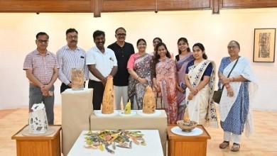 नेहरू आर्ट गैलरी में छत्तीसगढ़ के प्रतिभावान कलाकारों की कलाकृतियों की “समूह प्रदर्शनी” का हुआ उद्घाटन...