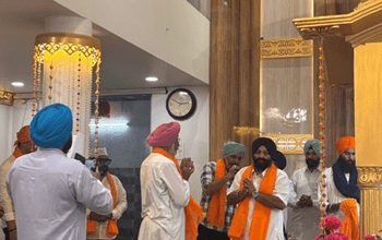 छत्तीसगढ़ सिख पंचायत के सहयोग से सेक्टर-6 गुरुद्वारा में शांतिपूर्ण चुनाव, गुरदेव सिंह बने नए प्रधान... 1 छत्तीसगढ़ सिख पंचायत के सहयोग से सेक्टर-6 गुरुद्वारा में शांतिपूर्ण चुनाव, गुरदेव सिंह बने नए प्रधान...