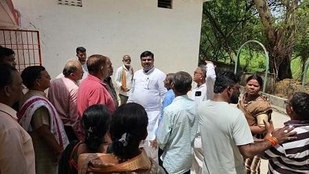 आदित्य नगर पहुँचे विधायक गजेन्द्र यादव, नागरिकों से किये भेंट मुलाकात...