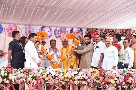 छत्तीसगढ़ को विकसित राज्य बनाने में हो समाज का महत्वपूर्ण योगदान... 1 छत्तीसगढ़ को विकसित राज्य बनाने में हो समाज का महत्वपूर्ण योगदान...