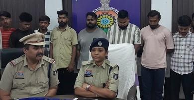 सट्टा खाईवाल सहित 08 म्युल एकाउण्ट खाता धारको एवं खाता खरिदने वाले को पकड़ने में दुर्ग पुलिस को मिली सफलता...