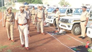 दुर्ग पुलिस लाइन में भव्य जनरल परेड का आयोजन, ASP सुखनंदन राठौर ने ली सलामी...