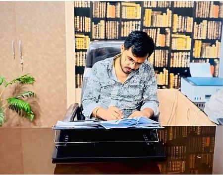 आगामी जामुल नगर पालिका चुनाव (2026) में ईश्वर उपाध्याय/ परिवार को लेकर बड़ी घोषणा... 1 आगामी जामुल नगर पालिका चुनाव (2026) में ईश्वर उपाध्याय/ परिवार को लेकर बड़ी घोषणा...