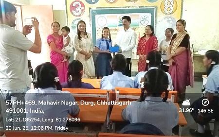 योगाभ्यास, व्याख्यान और प्रतियोगिताओं के जरिए बताया योग का महत्व... 3 योगाभ्यास, व्याख्यान और प्रतियोगिताओं के जरिए बताया योग का महत्व...