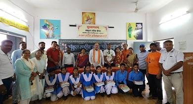 संकुल स्तरीय शाला प्रवेश उत्सव कार्यक्रम में सम्मिलित हुए दुर्ग ग्रामीण विधायक ललित चंद्राकर, शिक्षा के महत्व पर डाला प्रकाश....