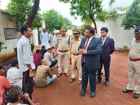 प्रधान जिला एवं सत्र न्यायाधीश ने किया केन्द्रीय जेल दुर्ग का निरीक्षण... 1 प्रधान जिला एवं सत्र न्यायाधीश ने किया केन्द्रीय जेल दुर्ग का निरीक्षण...