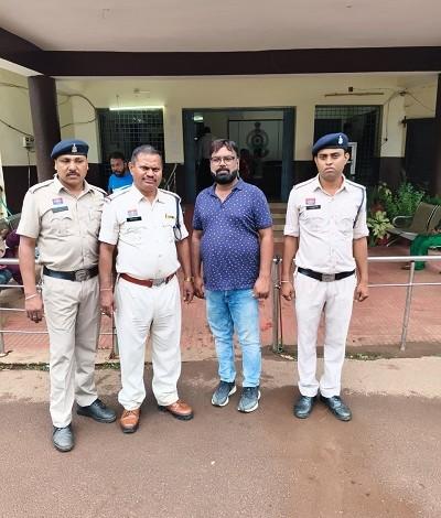 नौकरी लगाने के नाम पर ठगी करने वाला आया पुलिस की गिरफ्त में... 1 नौकरी लगाने के नाम पर ठगी करने वाला आया पुलिस की गिरफ्त में...