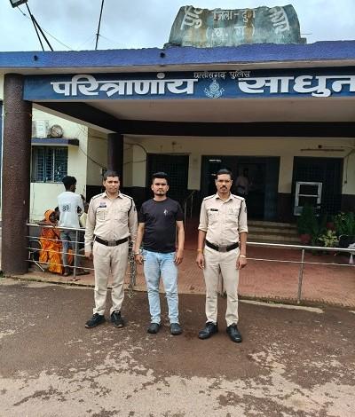 नंदनी नगर पुलिस को ब्लैकमेल के प्रकरण में मिली सफलता... 1 नंदनी नगर पुलिस को ब्लैकमेल के प्रकरण में मिली सफलता...